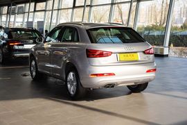 2015款奥迪Q3 35TFSI quattro纪念舒享版
