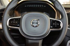 2016款沃尔沃XC90 2.0T T5智逸版 5座