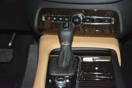 2015款沃尔沃XC90 2.0T T6智雅版 7座