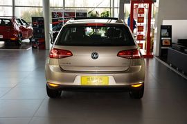 2016款大众高尔夫1.6L自动舒适型
