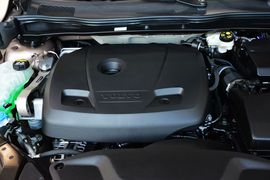 2016款沃尔沃V40 2.0T T4智雅版