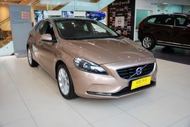 2016款沃尔沃V40 2.0T T4智雅版