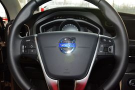 2016款沃尔沃V40 2.0T T4智雅版