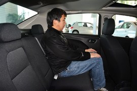 2016款标致301 1.6L手动舒适版