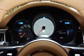 2016款保时捷Macan S 3.0T