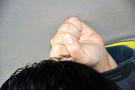 后排腿部空间