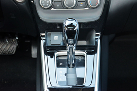 2016款日产轩逸1.6XV CVT智尊版