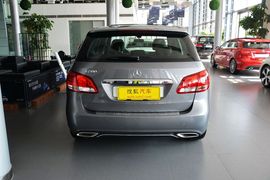 2015款奔驰B200动感型