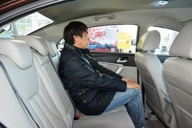 2016款吉利新帝豪1.5L手动豪华型