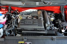 2015款大众朗行230TSI DSG舒适版