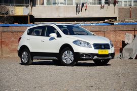 2015款铃木锋驭1.6L手动两驱精英型