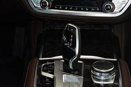 2016款宝马730Li豪华型