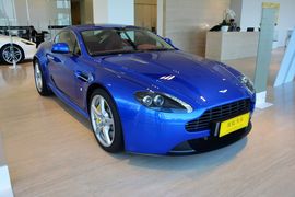 2016款阿斯顿马丁V8 Vantage 4.7L Coupe