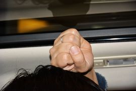 2015款奇瑞路虎揽胜极光2.0T五门锐动版