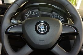 2016款斯柯达明锐1.6L手动创行版