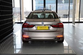 2016款宝马740Li领先型