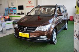 2016款宝骏730 1.8L手动豪华型