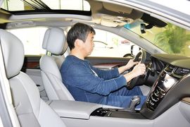 2014款凯迪拉克CTS 28T精英型