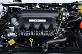 2015款比亚迪F3 1.5L全新节能版手动尊贵型