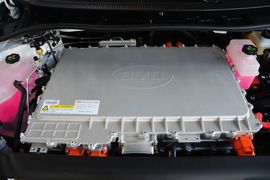 2016款比亚迪e5 300豪华型