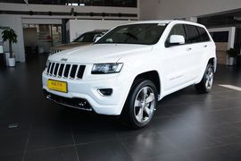 2016款Jeep大切诺基3.6L豪华导航版