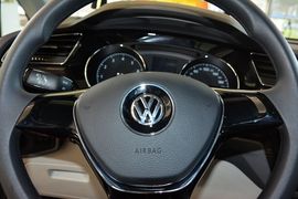2016款大众途安L 280TSI DSG舒适版