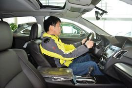 2016款讴歌RDX 3.0L两驱精锐版