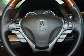 2016款讴歌RDX 3.0L两驱精锐版