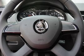 2016款斯柯达明锐1.6L自动创行版