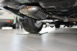 2013款起亚凯尊2.4L商务天窗版