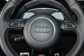 2015款奥迪SQ5 3.0TFSI quatrro