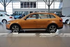 2016款大众朗境230TSI DSG豪华版