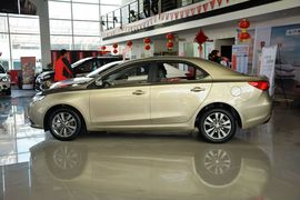 2016款荣威360 20T TST尊享版