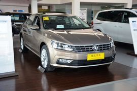 2016款大众帕萨特280TSI DSG尊荣版