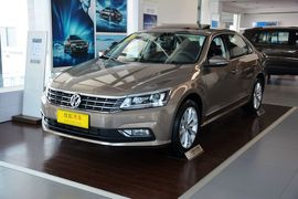 2016款大众帕萨特280TSI DSG尊荣版