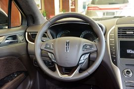 2015款林肯MKC 2.0T四驱总统系列