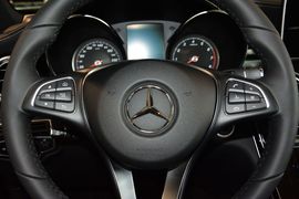 2016款奔驰GLC260 4MATIC动感型