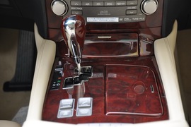 2010款雷克萨斯LS600hL