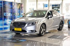 2016款斯巴鲁力狮2.5L全驱荣耀版