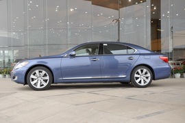 2010款雷克萨斯LS600hL