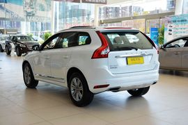 2016款沃尔沃XC60 2.0T T5 AWD智远版