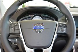 2016款沃尔沃XC60 2.0T T5 AWD智远版