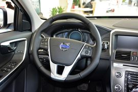 2016款沃尔沃XC60 2.0T T5 AWD智远版