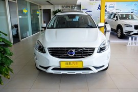 2016款沃尔沃XC60 2.0T T5 AWD 智驭版