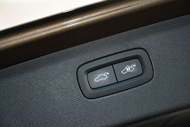 2015款沃尔沃XC90 2.0T T6智逸版 7座