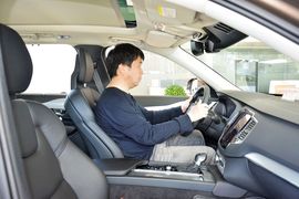 2015款沃尔沃XC90 2.0T T6智逸版 7座