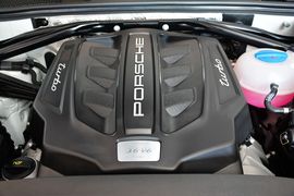 2016款保时捷Macan Turbo 3.6T