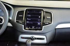 2015款沃尔沃XC90 2.0T T6智逸版 7座