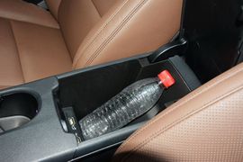 2016款奔驰CLA260 4MATIC