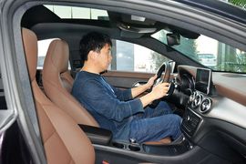 2016款奔驰CLA260 4MATIC